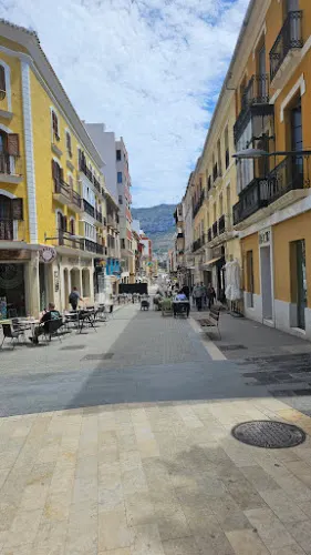 Marcial Montenegro Interiorismo Textil - Denia