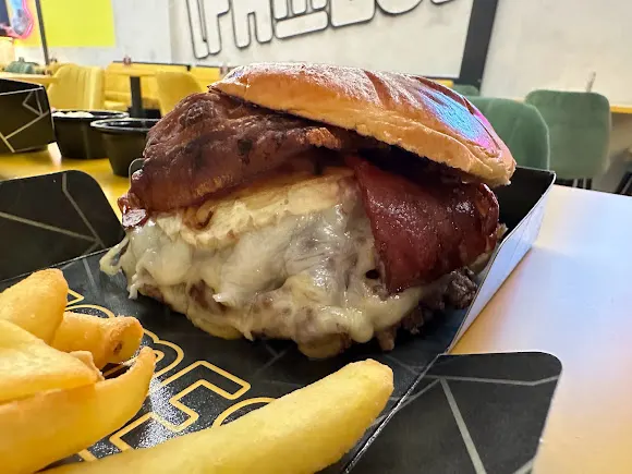 FAMES BURGER - Torrevieja