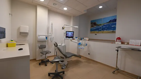 Clínica Dental San Bartolomé - Campello