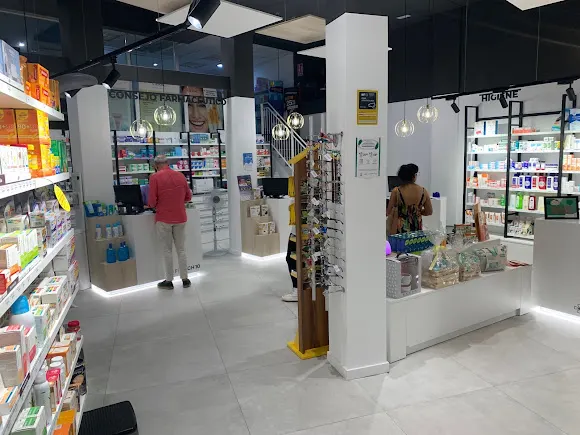 FARMACIA IFACH 10