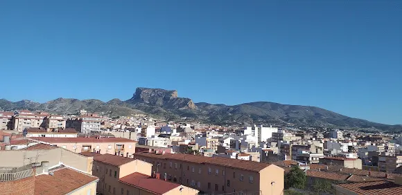 Residencia y Centro de Día El Cati