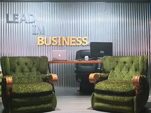 Lead-In Business - Elche