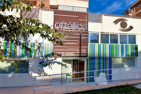 Oftálica ※ Clínica Oftalmológica en Alicante - Alicante