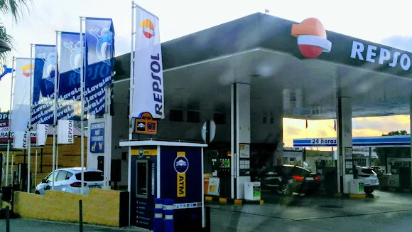 Estación de Servicio Repsol