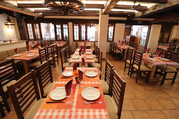 BAR-RESTAURANTE El Peñón.