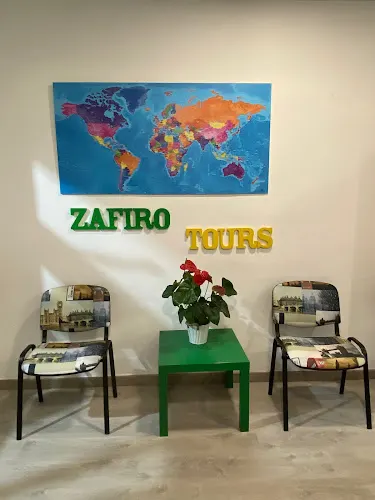 Zafiro Tours