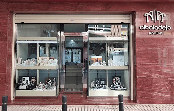 Albaladejo Joyeros - Pilar de la Horadada