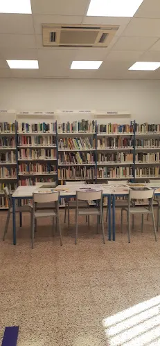 Biblioteca de Racó de L'Oix / Europea
