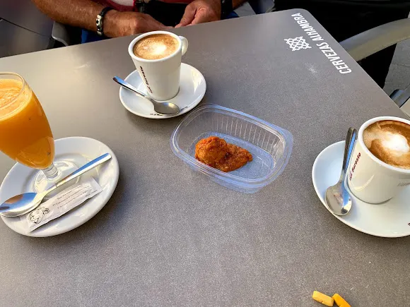 Café Bar Ciento 20