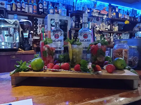 Saint James Santa Pola Urban Bar