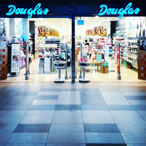Douglas Perfumería