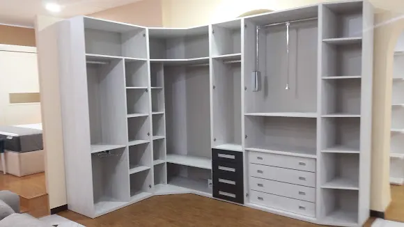 Muebles Tarí S. L. - Elche