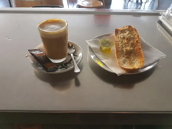 Café Y Bar Ana