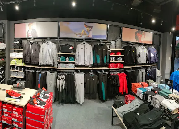 PUMA Store Sant Vicent