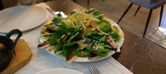 MALA MADRE RESTAURANTE