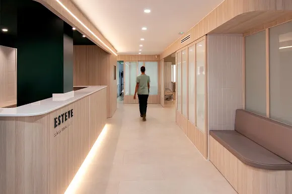 Clinica Dental Esteve - Alicante