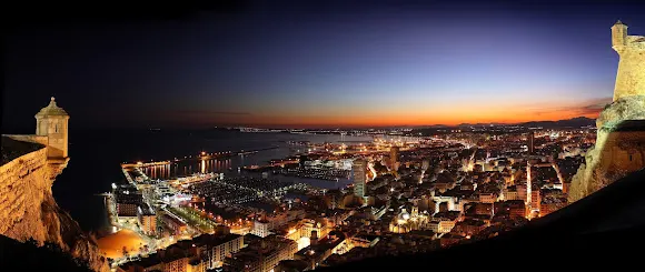 Apartamentos Color Suites Alicante - Alicante