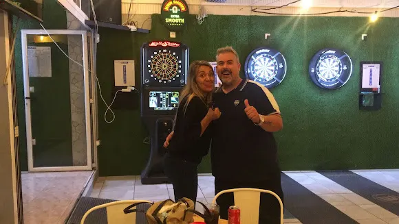 Sue’s Darts Bar