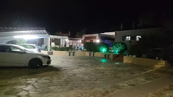 Alonis Suites - Villas
