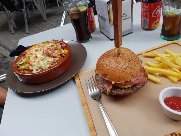 BUNKISH | Kebab Burger & Kumrubar - Orihuela