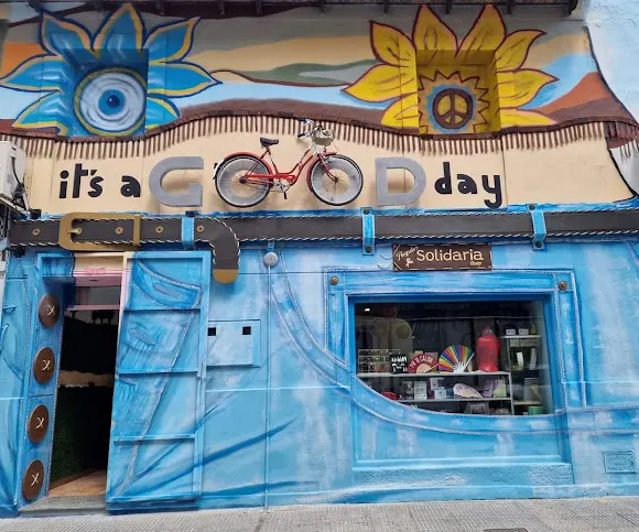 Tienda de regalos Almoradi Solidariashop Asun Roca ✌️ It's a GOOD DAY