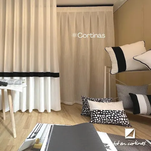 Alejandra Pérez. Tot en cortines - Banyeres de Mariola