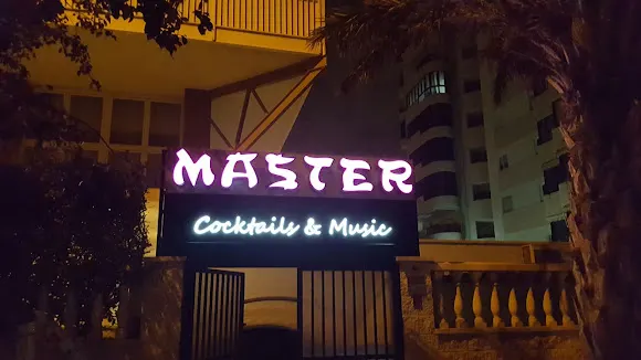 Máster Pub - Playa San Juan