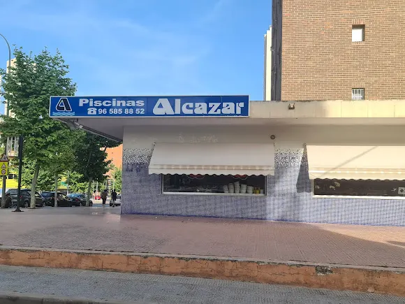 Piscinas Alcázar - Benidorm