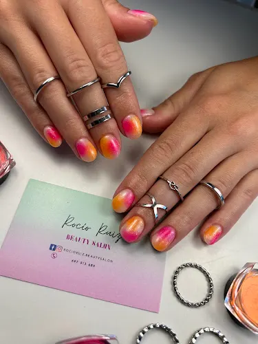 Rocío Ruiz Beauty Salon - Salón de manicura y pedicura en Pilar de la Horadada